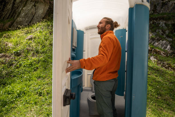 Porta potty delivery and setup in Lake Delta, NY